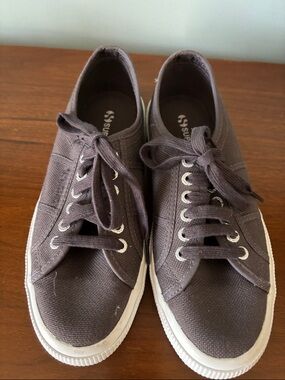 LIKE NEW Superga Canvas Sneakers in Dark Gray